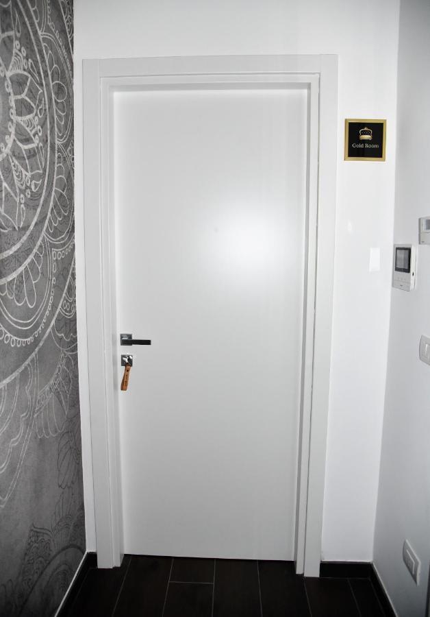 Gl Rooms And Apartments Бари Экстерьер фото